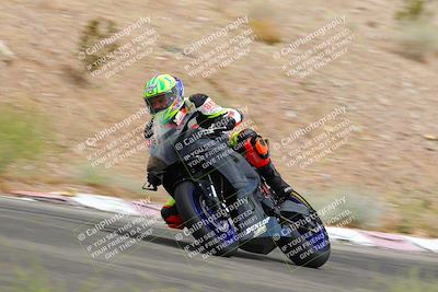 media/Jun-04-2022-WERA (Sat) [[b852bbbd55]]/Race 9 LW Twins Superbike V6 LW D Superstock/